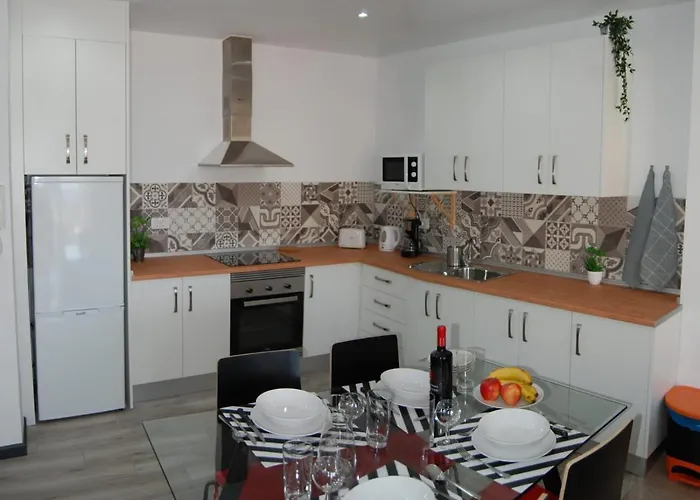 Centro Plaza * Эль-Медано